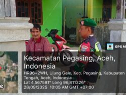 Perkuat Ketahanan Pangan, Babinsa Ajak Warga Ujung Gele Peduli Kebersihan Kampung