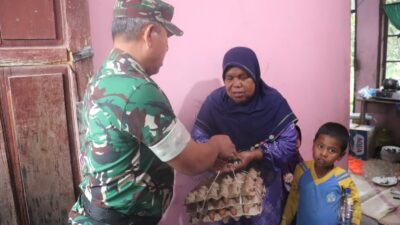 Tim Wasev Tinjau Program RTLH dan Berikan Sembako kepada Ibu Kasnawati