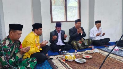 Peringati Maulid Nabi, Warga Ujung Gele Gelar Pengajian FUSPITA Bersama Babinsa Koramil 03/Pegasing