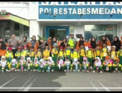 Edukasi Sejak Dini: Satlantas Polrestabes Medan Terima Kunjungan Field Trip TK Darul Ilmi Murni