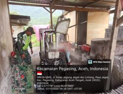 “Bersama Rakyat, Babinsa Wihnare Bangun Semangat Gotong Royong dan Kemandirian Desa”