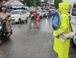 Musim Hujan Melanda, Polantas Lhokseumawe Ingatkan Pengendara Tingkatkan Kewaspadaan di Jalan