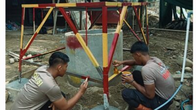 Pulihkan Kehidupan Pascabanjir, Brimob Batalyon C Bersinergi Bangun Air Bersih dan Fasilitas Warga di Batang Toru