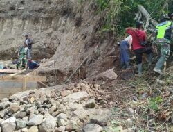 Koramil 08/Silih Nara Monitor Pembangunan Jembatan Gantung Langit di Burni Bius