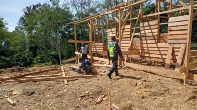 Pembangunan Huntra 13 Unit Desa Panta Kuli Kecamatan Mesidah Capai 60 %