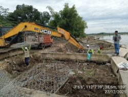 FKMB Bakal Kawal Perbaikan pembangunan Tebing Bengawan Solo   Sampai Tuntas