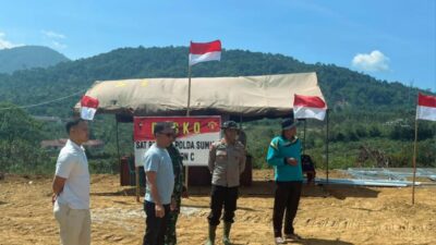 Sinergi Brimob, TNI, dan Pemda Percepat Pembangunan Huntara di Aek Latong