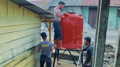 Brimob Polda Sumut Tuntaskan Sumur Bor dan Distribusi Air Bersih bagi Warga Hutabalang Pascabencana