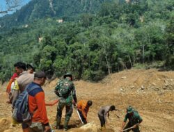 Sinergi SAR untuk Kemanusiaan, Tim Gabungan Cari Korban Bencana di Tapanuli Tengah