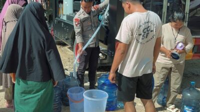 Saat Warga Bangkit, Brimob Polda Sumut Turun Tangan Pulihkan Rumah dan Fasilitas Ibadah di Batang Toru