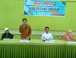 Bertabur Hadiah Doorprize di Rapat Tahunan Koperasi Unit Desa Padang Sibusuk