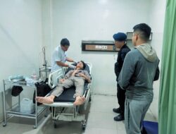Sigap di Tengah Malam, Personel Brimob Sumut Selamatkan Korban Laka Tunggal di Depan Mako