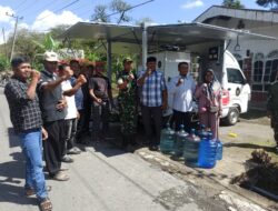 Koramil 03/Pegasing Dampingi Penyaluran Air RO untuk Warga Desa Tebes Lues