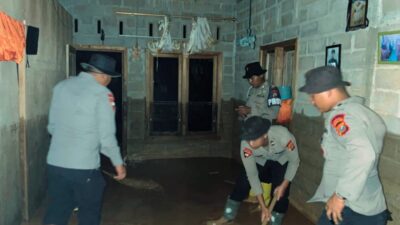 Sigap Sebelum Banjir Susulan Datang, Polda Sumut Bergerak Cepat Evakuasi Warga Di Tapteng.