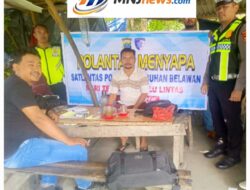 Sat Lantas Polres Pelabuhan Belawan Laksanakan Program Polantas Menyapa di Bagan Deli