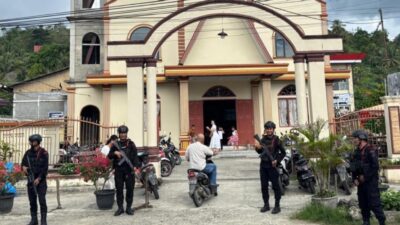 Brimob Siaga Penuh Amankan Ibadah Paskah di Gunungsitoli, Patroli Presisi Jaga Kondusivitas Kota