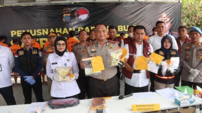 Polres Batu Bara Press rilis Ungkap Kasus Narkoba dan Musnahkan 1.210,07 gram Narkotika.