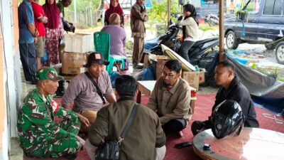 Babinsa Koramil 06/Jagong Laksanakan Komsos, Perkuat Kedekatan dengan Warga