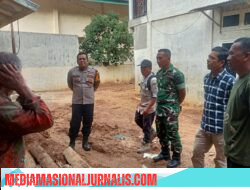 Babinsa Koramil 01/Lut Tawar Laksanakan Komsos Bersama Warga Desa Bujang