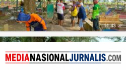 Warga Dua Desa Gotong Royong Cor Rabat Beton Lorong Pemakaman di Compreng