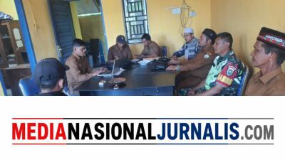 Babinsa Koramil 09/Ketol Intensifkan Komsos Bersama Warga dan Aparatur Desa