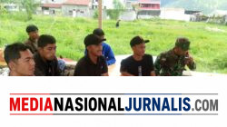 Babinsa Koramil 01/Lut Tawar Laksanakan Komsos Bersama Aparatur Kampung