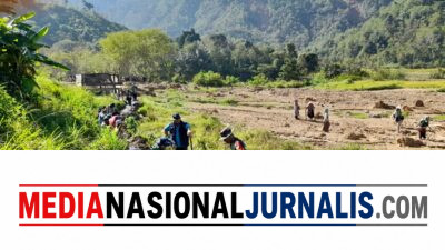 Babinsa Koramil 08/Silih Nara Bersama Warga Gelar Gotong Royong di Desa Mulie Jadi