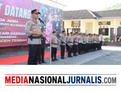 Kapolres Aceh Tengah Pimpin Upacara Purna Bakti AKP Radius Sianturi, Pengabdian 36 Tahun Berakhir dengan Penuh Kehormatan