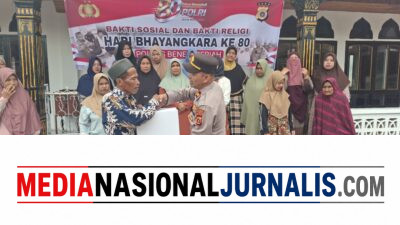 Polsek Wih Pesam Gelar Bakti Sosial dan Bakti Religi, Salurkan 50 Paket Sembako Sambut Hari Bhayangkara ke-80