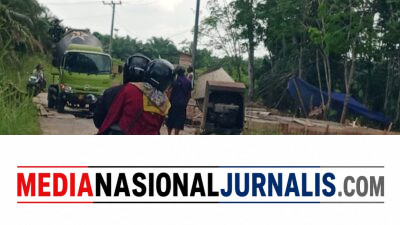 Profesor Sutan Nasomal Harapkan Presiden RI Perintahkan Aparaturnya SIPIL POLRI TNI Bila Terkait Proyek APBN Pusat APBD Provinsi Kota Kab Pasang Plang Spanduk!!