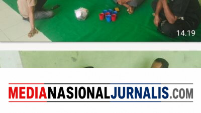 Babinsa Koramil 09/Ketol Gelar Komsos Bersama Aparatur Desa Bahas Kebersihan Lingkungan