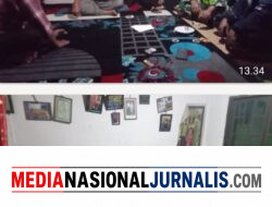 Babinsa Koramil 04/Bintang Perkuat Kemanunggalan TNI dengan Masyarakat Melalui Komsos di Desa Gegarang