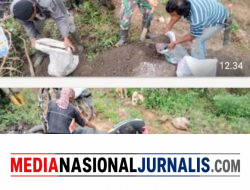 Wujud Kepedulian Babinsa, Gotong Royong Bersama Warga Cor Jalan Akses Kebun di Desa Sepakat