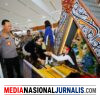 Kapolri Bersama Ketua Umum Bhayangkari Tinjau Bazar Kreasi Bhayangkari Nusantara 2026