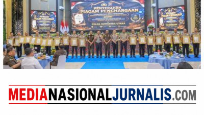 Kapolda Sumut Serahkan Penghargaan ZI dan Pelayanan Prima kepada Satker Berprestasi