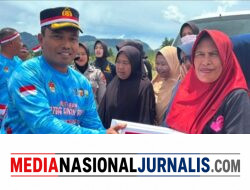 Di Tengah Zoom Meeting Penanaman Bawang Putih Serentak, Polres Bener Meriah Salurkan 50 Bantuan Sosial kepada Warga