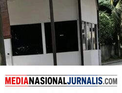 Warga Resah, Bangunan Semi Permanen di Pinggir Sungai Diduga Mempersempit Jalan Nusa Indah