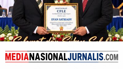 Prof Dr Sutan Nasomal Ketum YLBH Profesor Sutan Nasomal SH MH Menyematkan Gelar CFLE Kepada Evan Satriadi CFLE