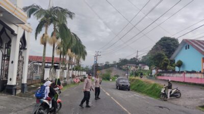 Cegah Kemacetan dan Tingkatkan Keselamatan, Polres Bener Meriah Intensifkan Strong Point Pagi