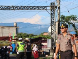Utamakan Keselamatan Pelajar, Kapolres Bener Meriah Pimpin Pengaturan Lalu Lintas Pagi