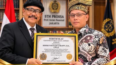 Prof. Dr. KH. Sutan Nasomal Sematkan Gelar CFLE kepada Rishki Nifayadi Garawn, Apresiasi Dedikasi di Dunia Jurnalistik dan Sosial