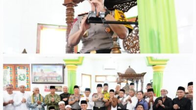 Kapolda Sumut Ajak Masyarakat Perkuat Persatuan dan Perangi Narkoba Saat Salat Jumat di Medan Denai